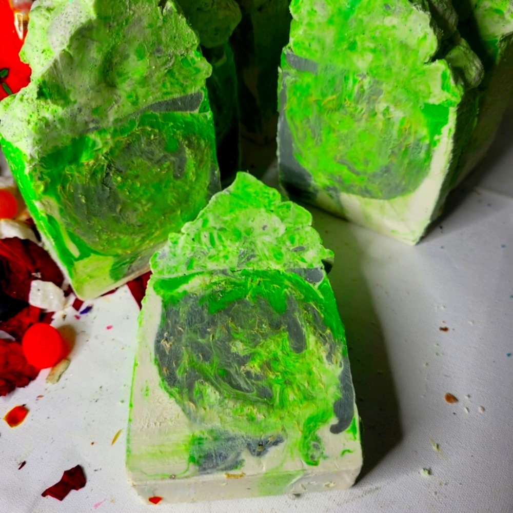 2 patchouli scented with loofah soap bars - Picture 10 of 16